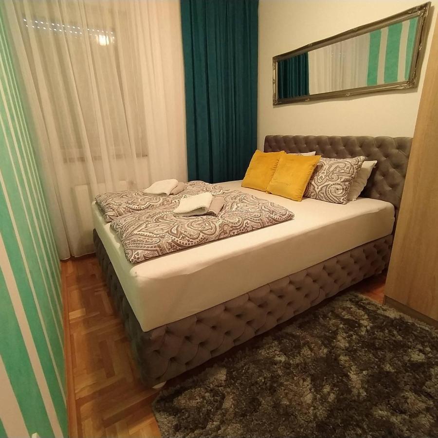 Daniris Apartman โนวีซาด ภายนอก รูปภาพ
