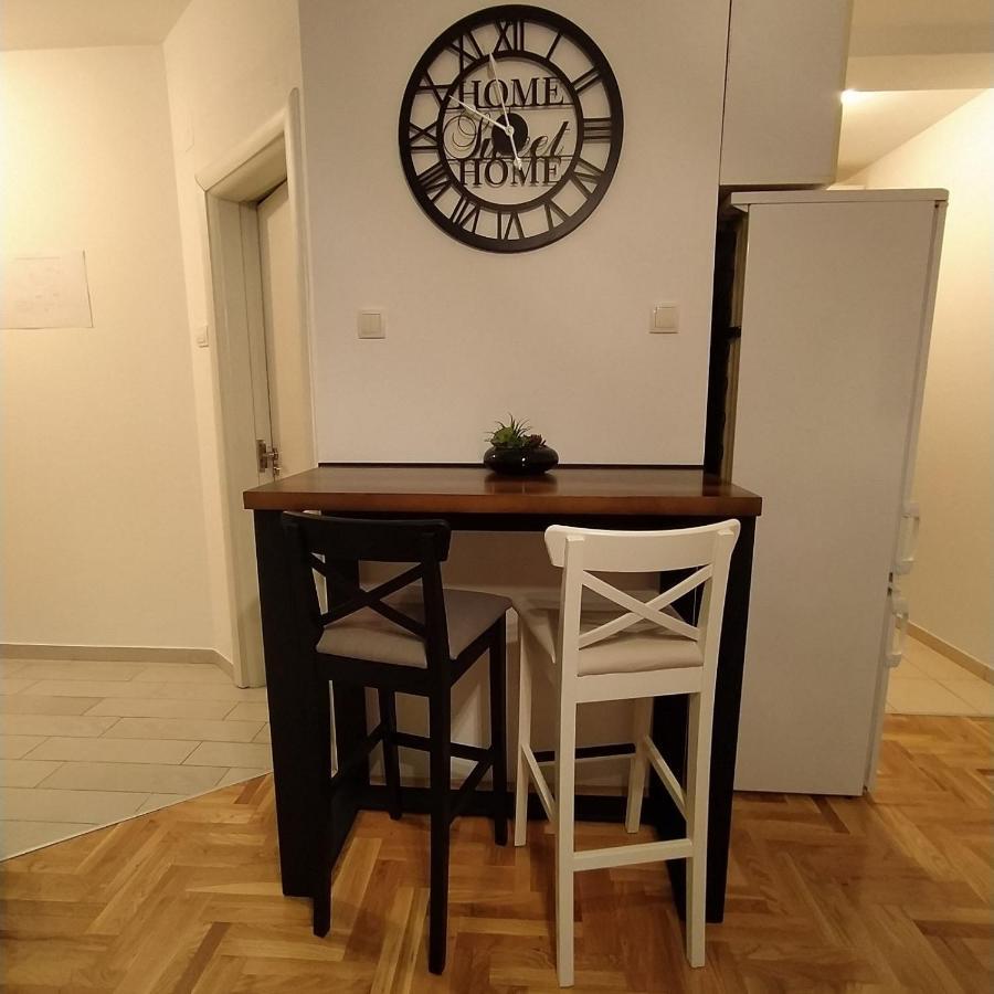 Daniris Apartman โนวีซาด ภายนอก รูปภาพ