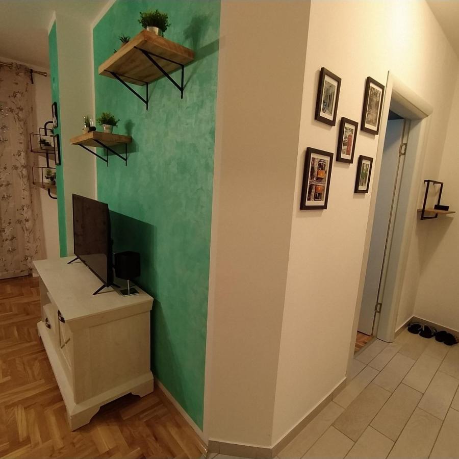 Daniris Apartman โนวีซาด ภายนอก รูปภาพ
